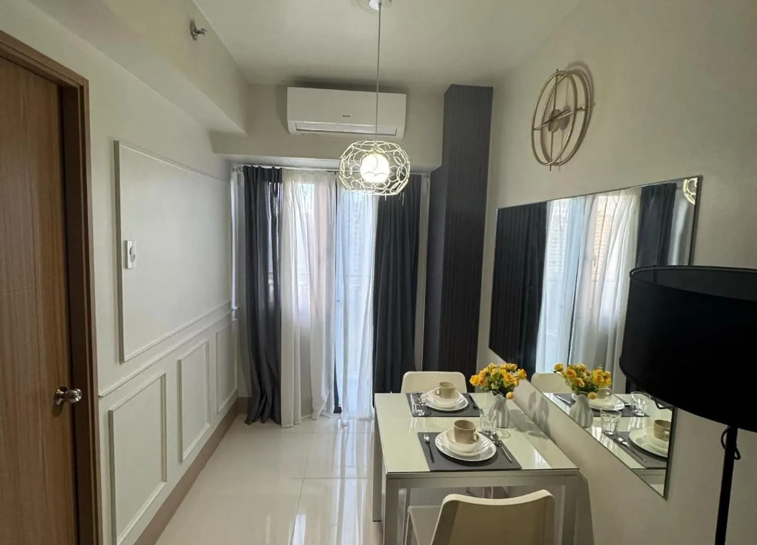 The Shore Residence Pasay Aparthotel